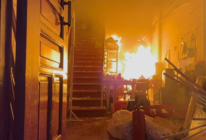 Incendian palacio municipal