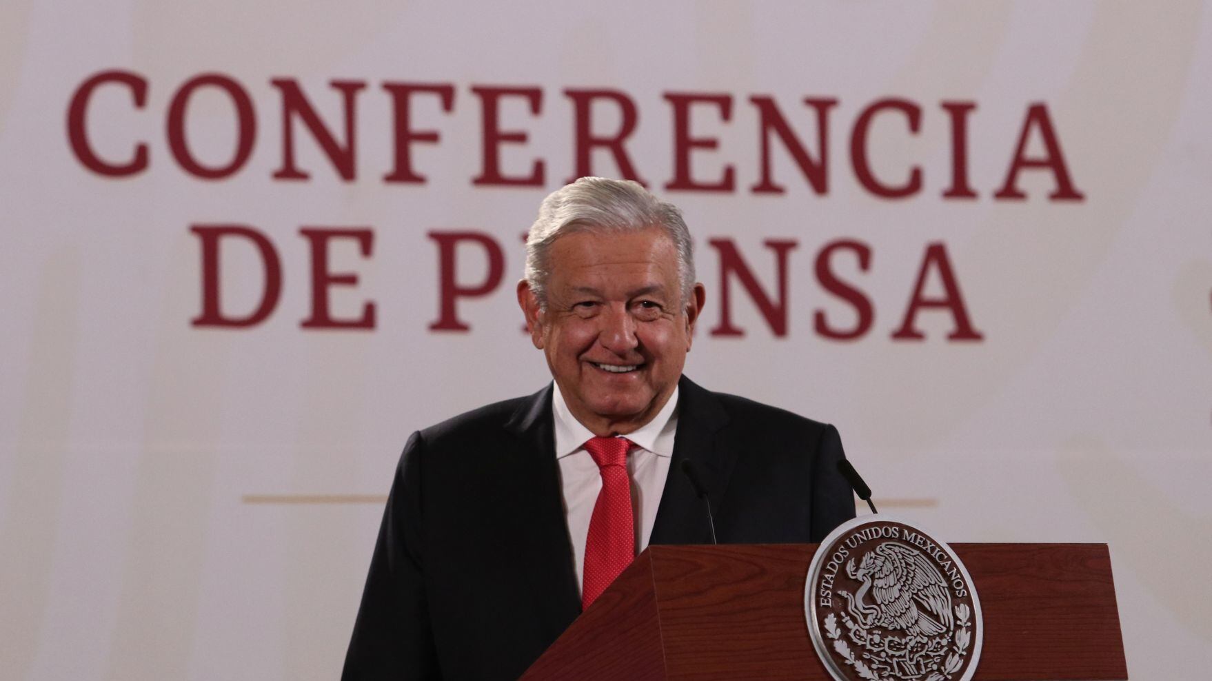 AMLO señaló que mientras en otros países se está decreciendo, en México hay indicios de recuperación económica.
