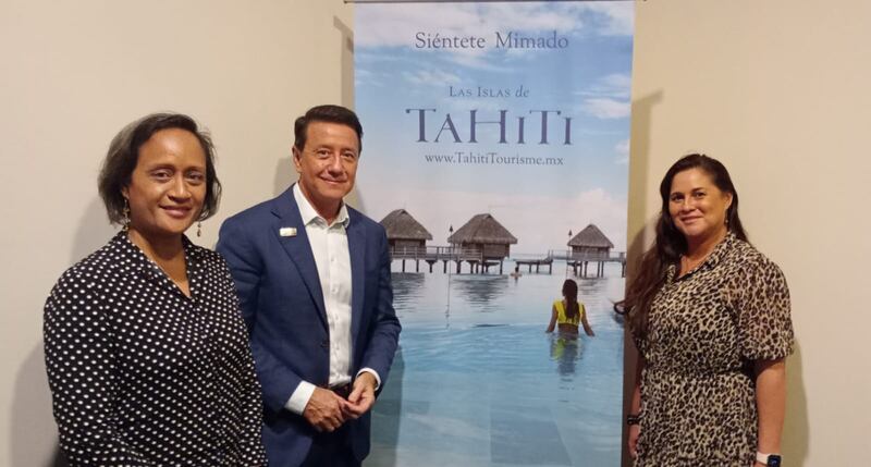 Verly Atae, responsable de Promoción Internacional; Jean-Marc Mosellin, CEO de Tahití Tourisme y Gina Bunton,  Gina Bunton, directora de Operaciones Internacionales.