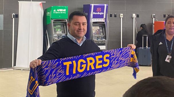 Pedro Martínez explicó por qué fichó con Tigres Femenil.