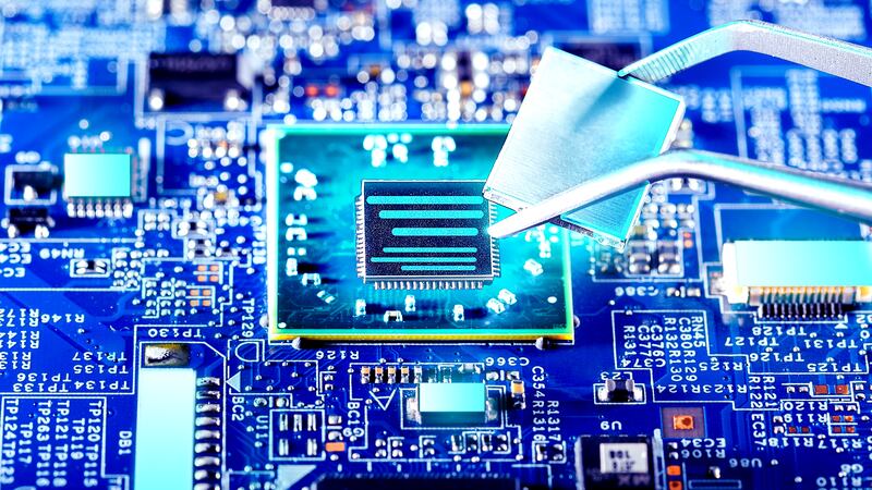 procesador-lógico-programable