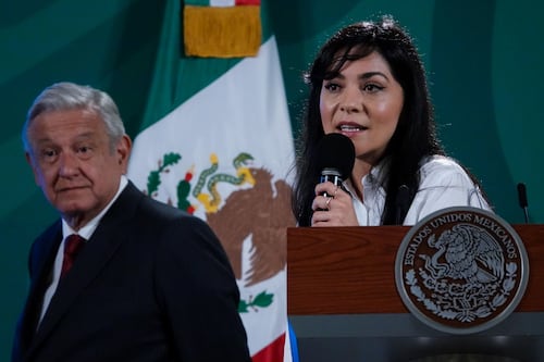 Forbes desmiente a AMLO; mostraron nota de 2017 en sección de ‘fake news’