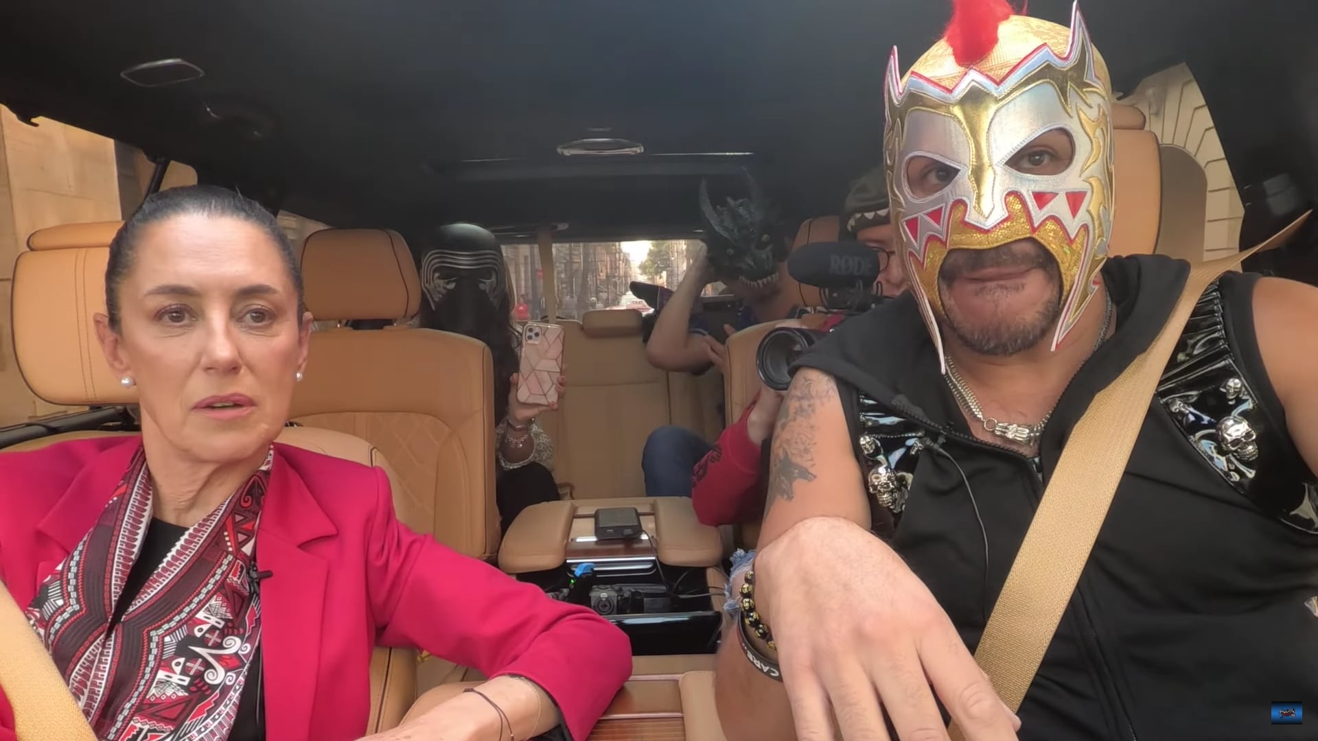 Claudia Sheinbaum entrevista con El Escorpión Dorado en la CDMX