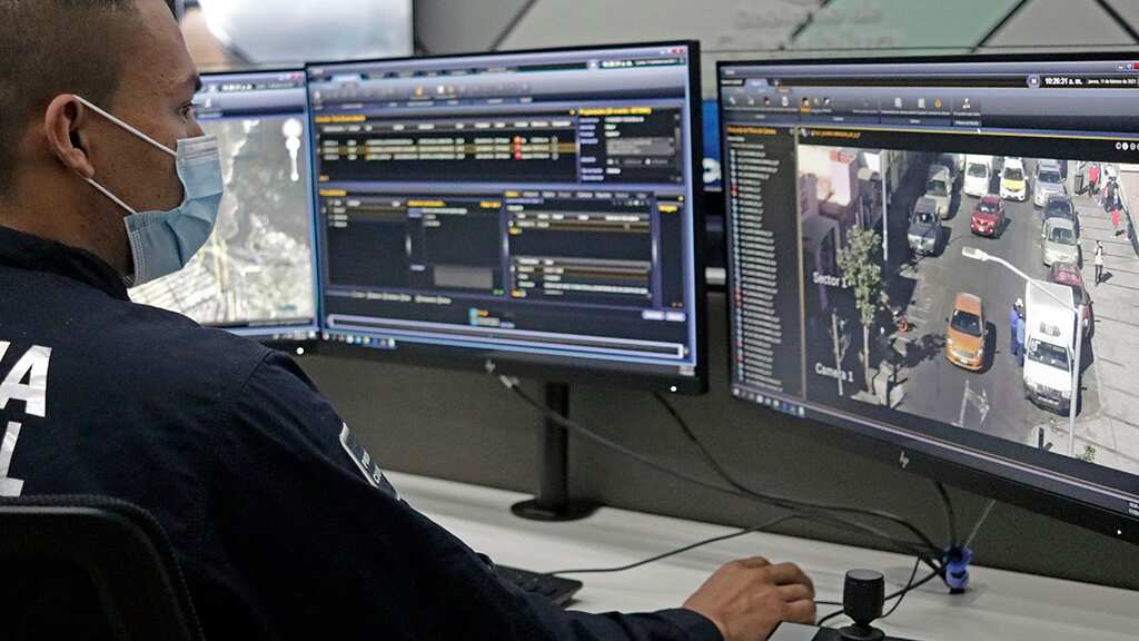 A pesar de la tecnología que tienen los centros de telecomunicaciones, es difícil detectar a los bromistas reincidentes porque cambian de teléfono e incluso de claves lada.