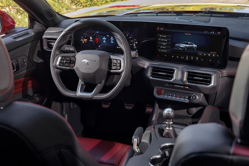 Interior nuevo Mustang