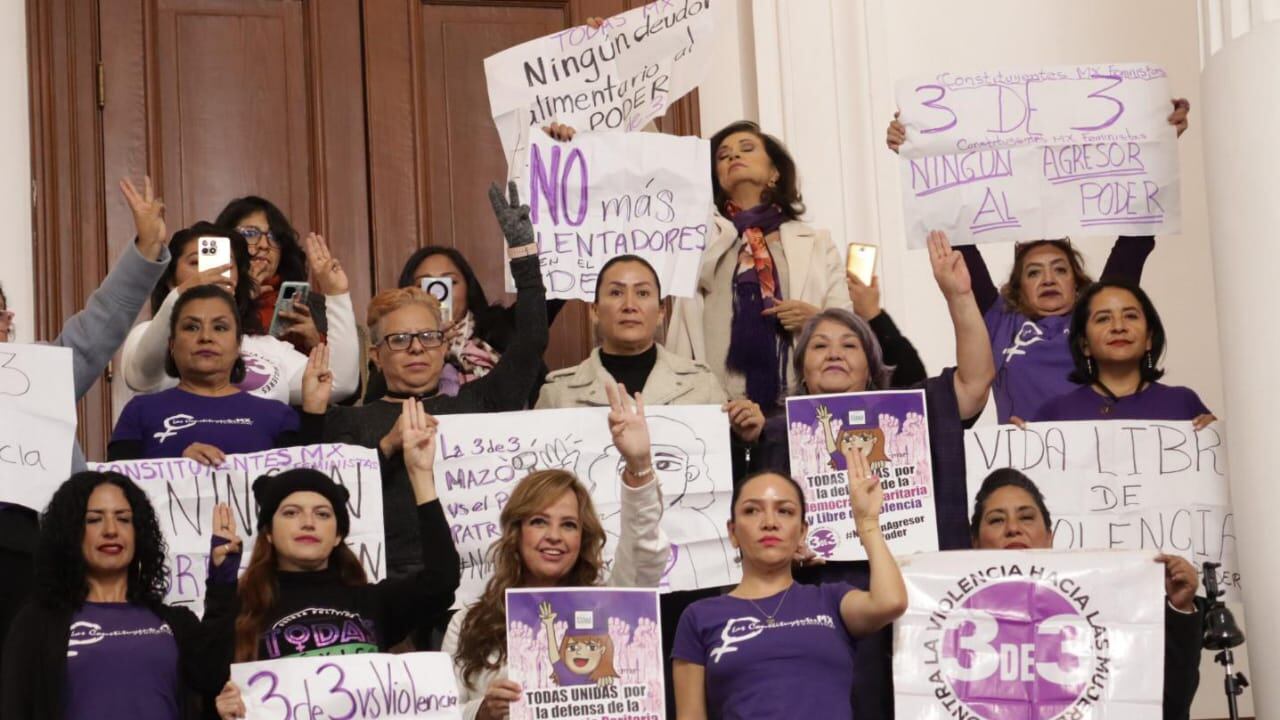 Diputados locales aprueban Ley 3 de 3 contra la violencia.