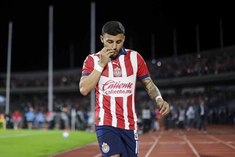 Alexis Vega termina contrato con Chivas en junio del presente año.