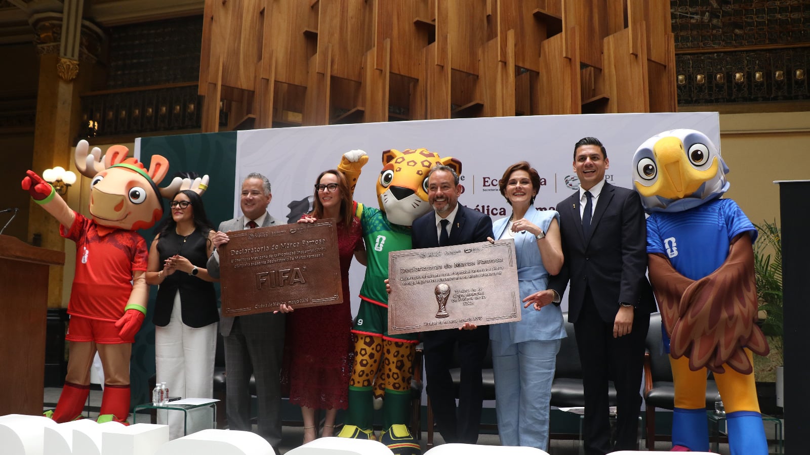 IMPI reconoce a FIFA y Trofeo Mundial como marca famosa