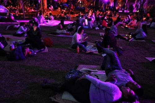 Disfruta de una velada única en el picnic nocturno en Chapultepec