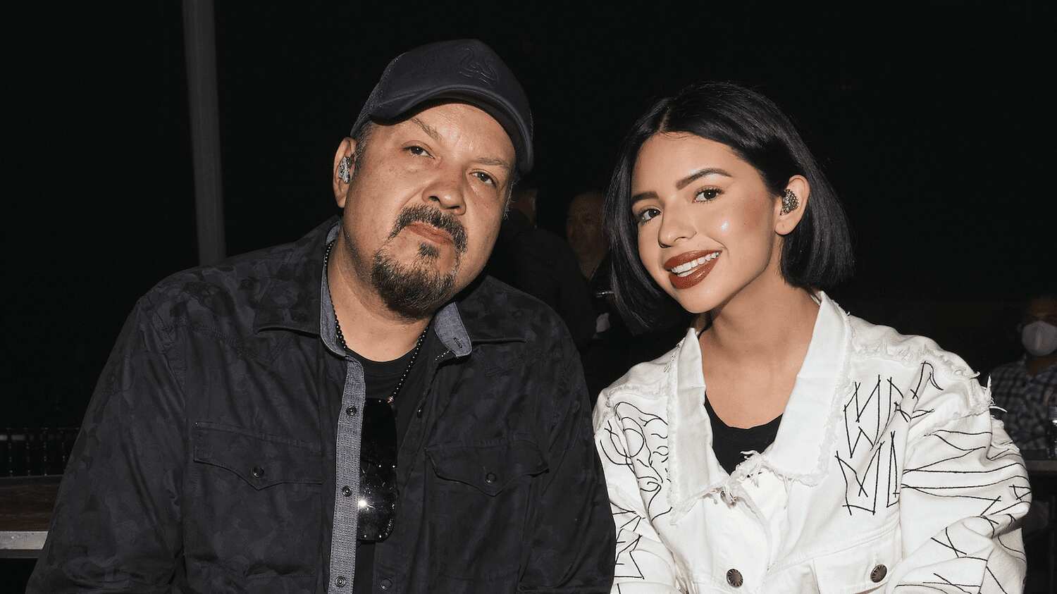 Pepe y Ángela Aguilar.