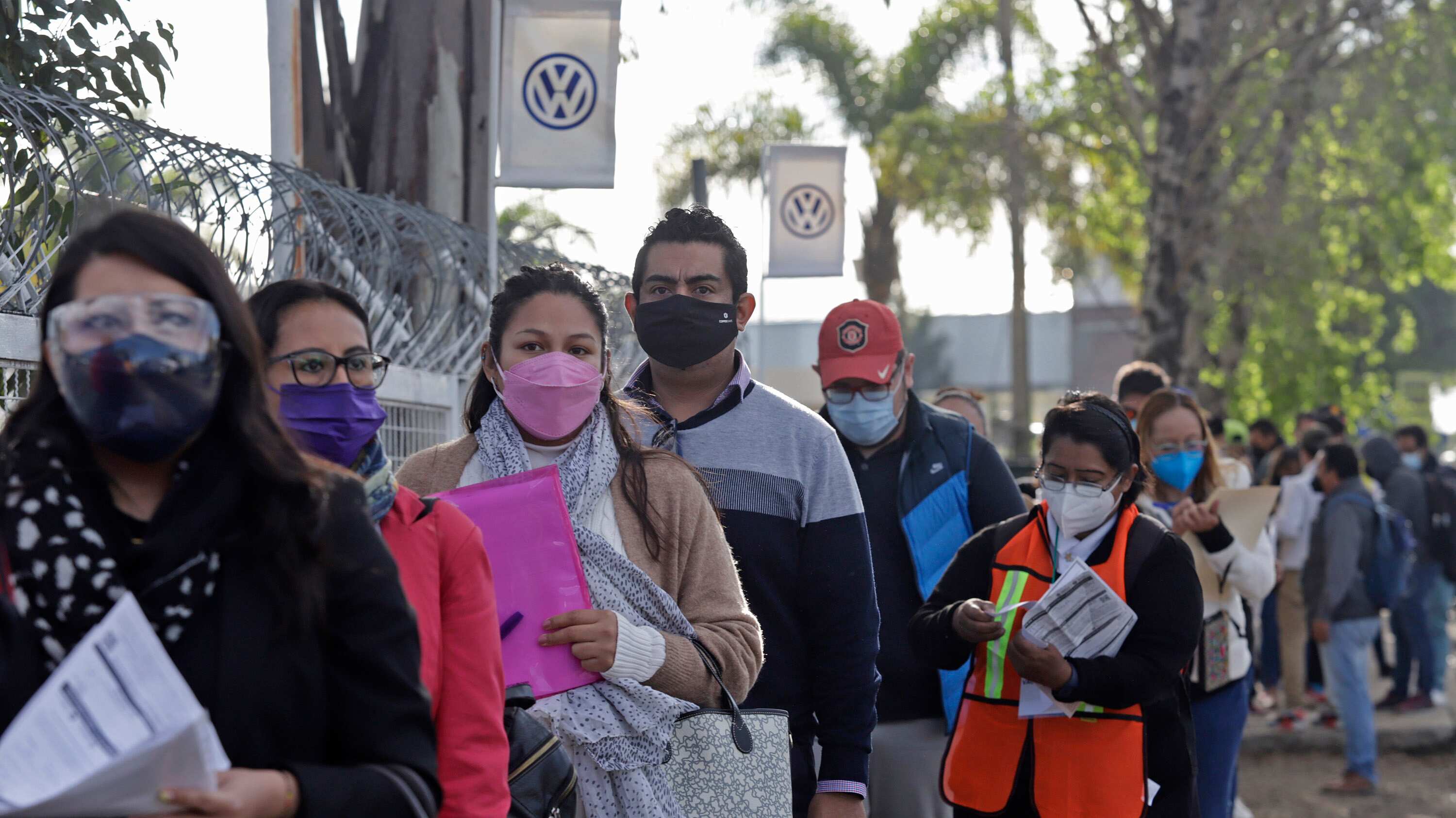 Inicia aplicación de segundas dosis para mayores de 30 años
