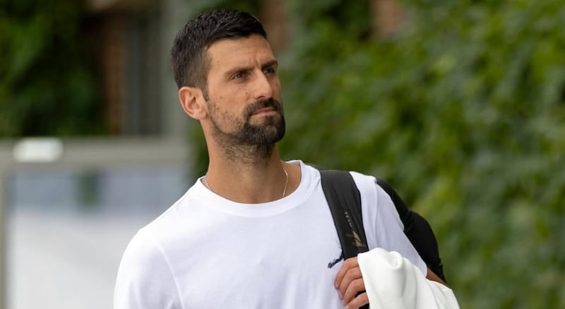 Djokovic fue declarado traidor por el gobierno de Serbia.