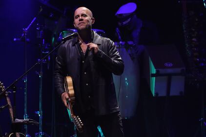 El músico peruano volvió a demostrar su talento arriba del escenario del Pepsi Center WTC, deleitando a sus fanáticos con los temas que han marcado su carrera.
