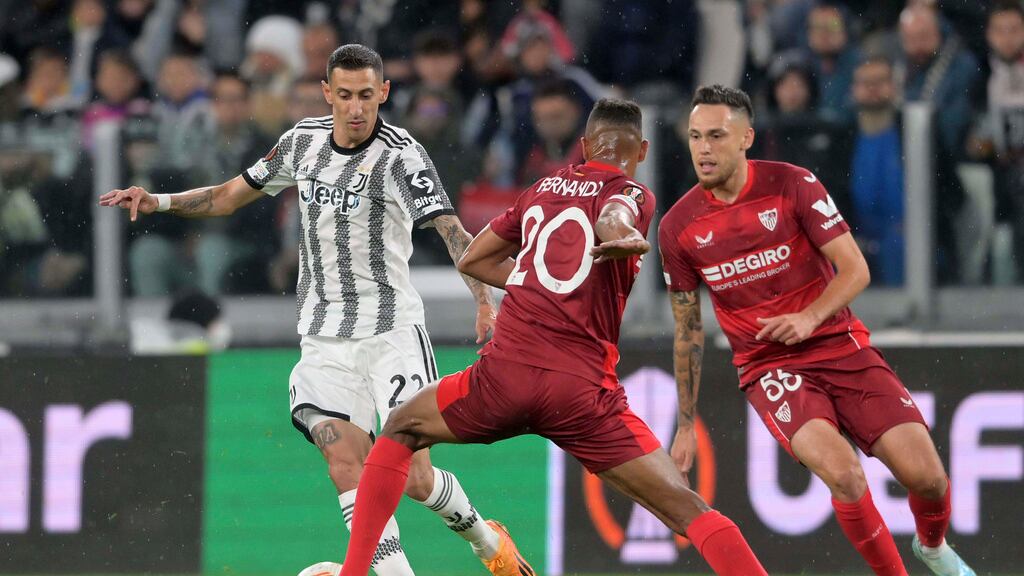 Juventus y Sevilla igualaron a un gol en la semifinal de ida de la Europa League.