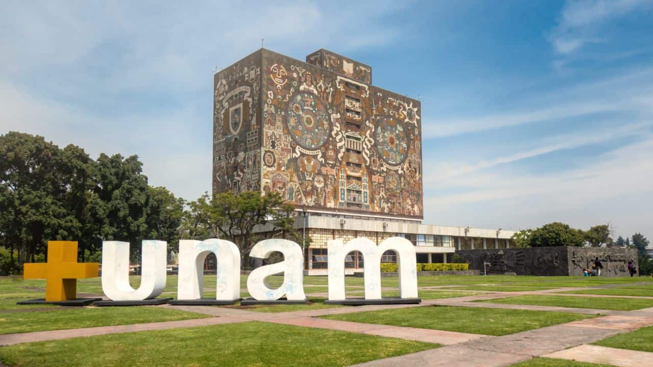 UNAM figura entre las 100 mejores universidades del mundo para 2025