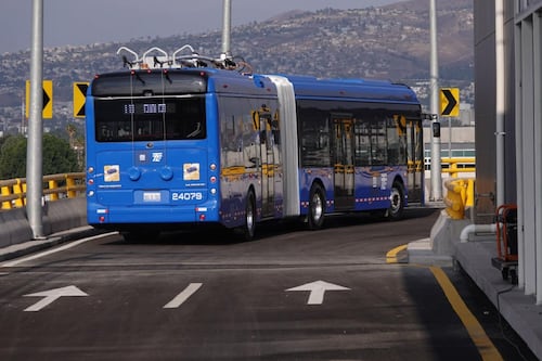 Tranviarios denuncian déficit de operadores de trolebús para el Mundial 2026