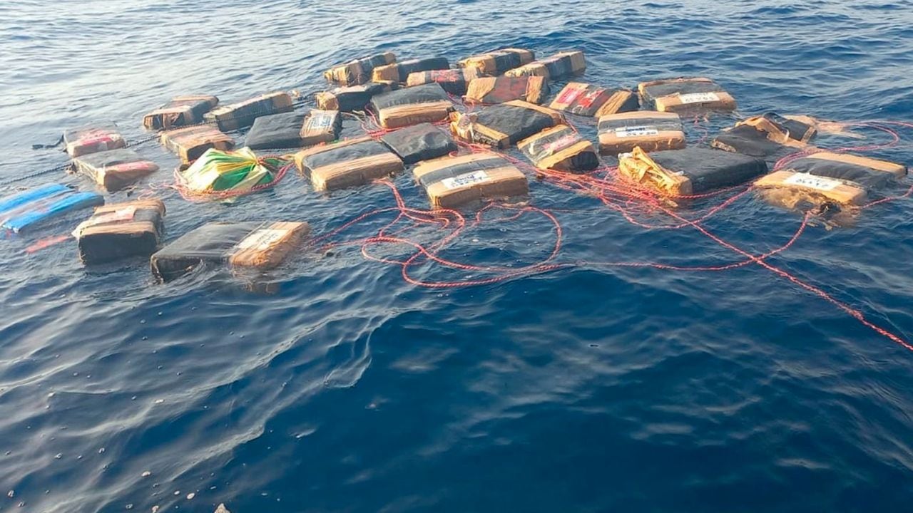 Aseguran Droga en aguas del Golfo de Tehuantepec
