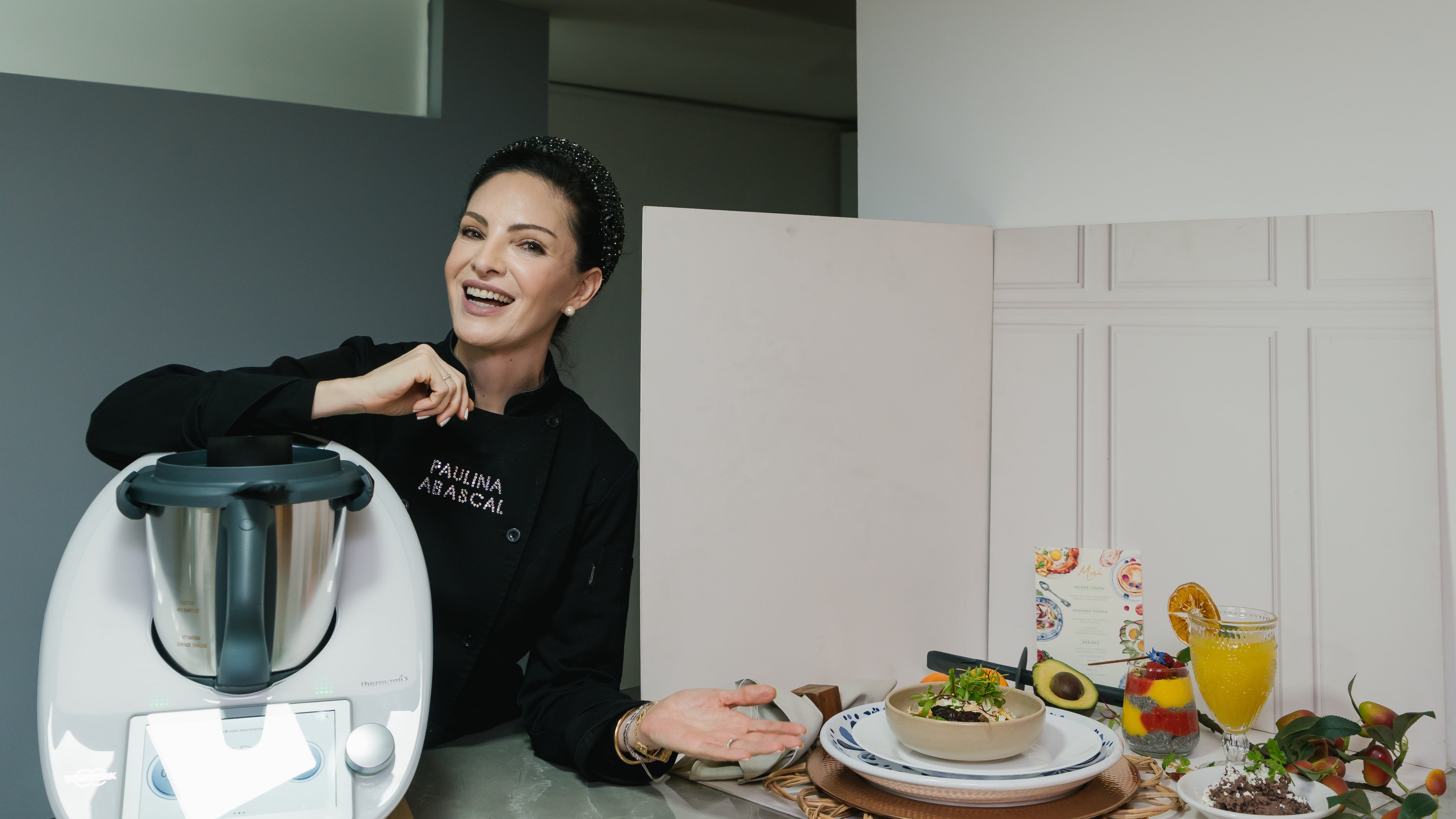 Si tienes una Thermomix en casa, la reconocida chef Paulina Abascal, embajadora de este electrodoméstico, nos comparte sus mejores consejos y recetas