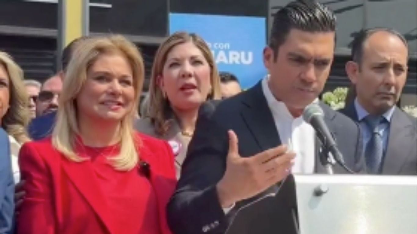 Maru Campos en conferencia de prensa