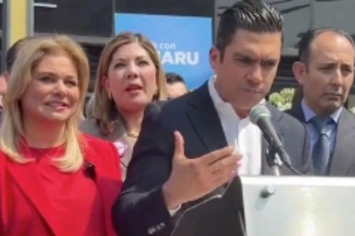 “Hoy doy la cara”: Maru Campos acude a la FGR y arremete contra Morena tras comparecencia