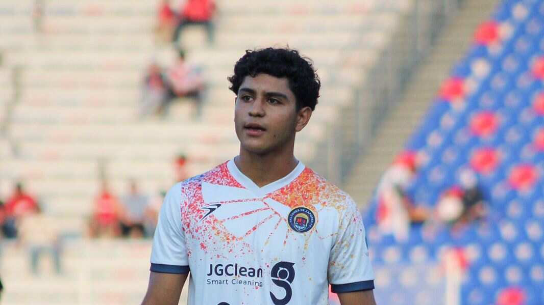 Zinedine Sidane nos recuerda a la leyenda del Real Madrid Zizou.