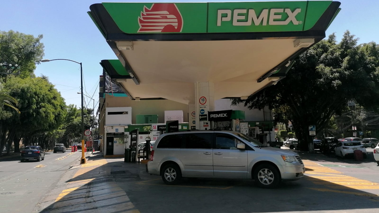 En lo que va del sexenio, la gasolina en México acumuló un alza de 30%; en último año se encareció más de 8%, reportó la Profeco.