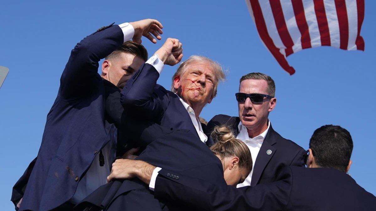 Disparan contra el expresidente Donald Trump.