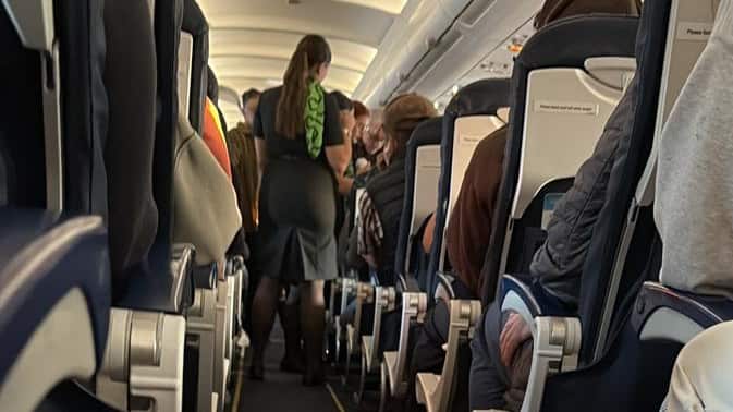 Personal de la aerolínea atendió inmediatamente la situación.