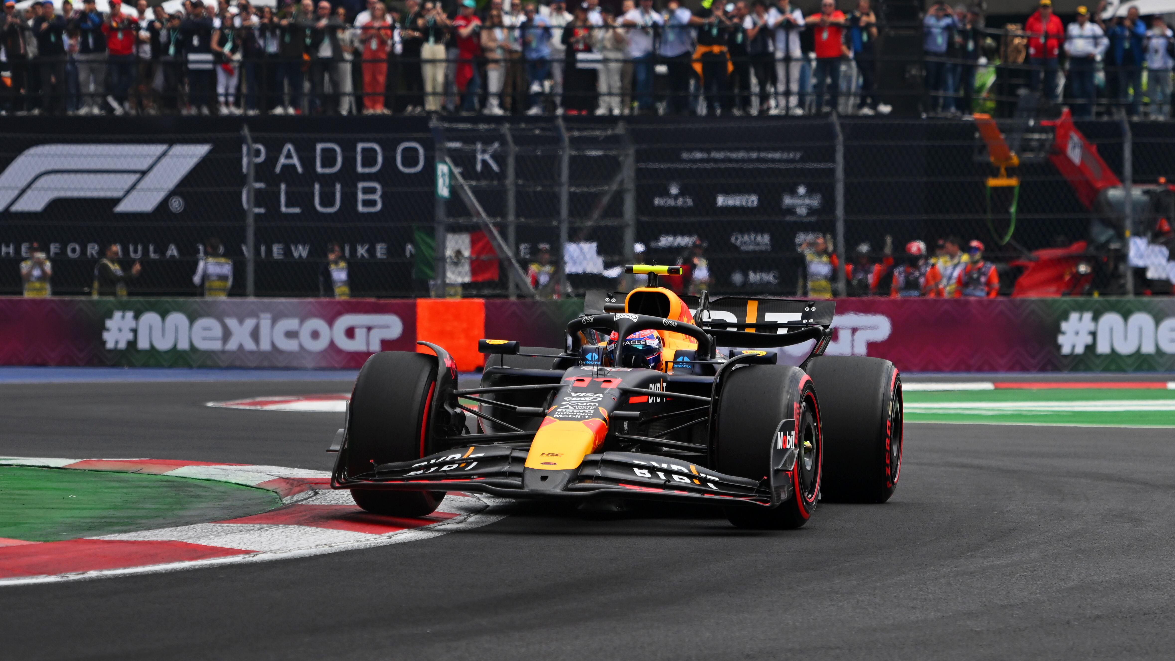Checo Pérez suma dos podios en el GP de México.
