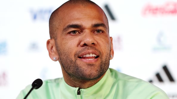 Dani Alves es absuelto por violación