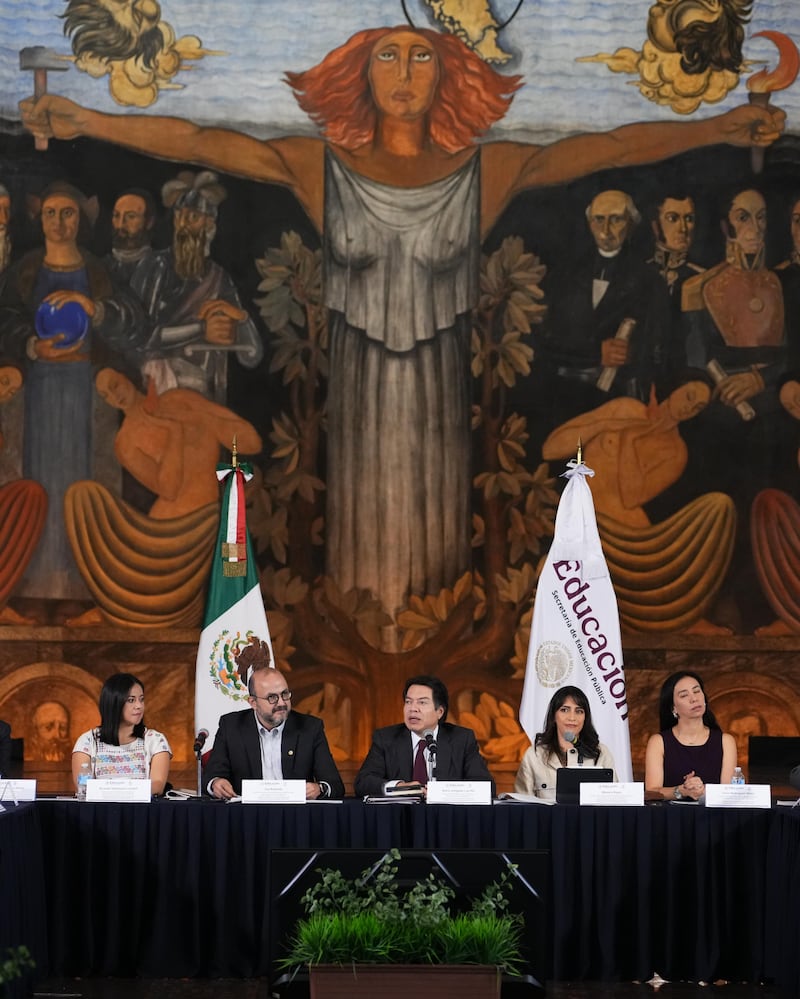 Destaca Mario Delgado avances en salud escolar y prevención de adicciones ante autoridades educativas del país