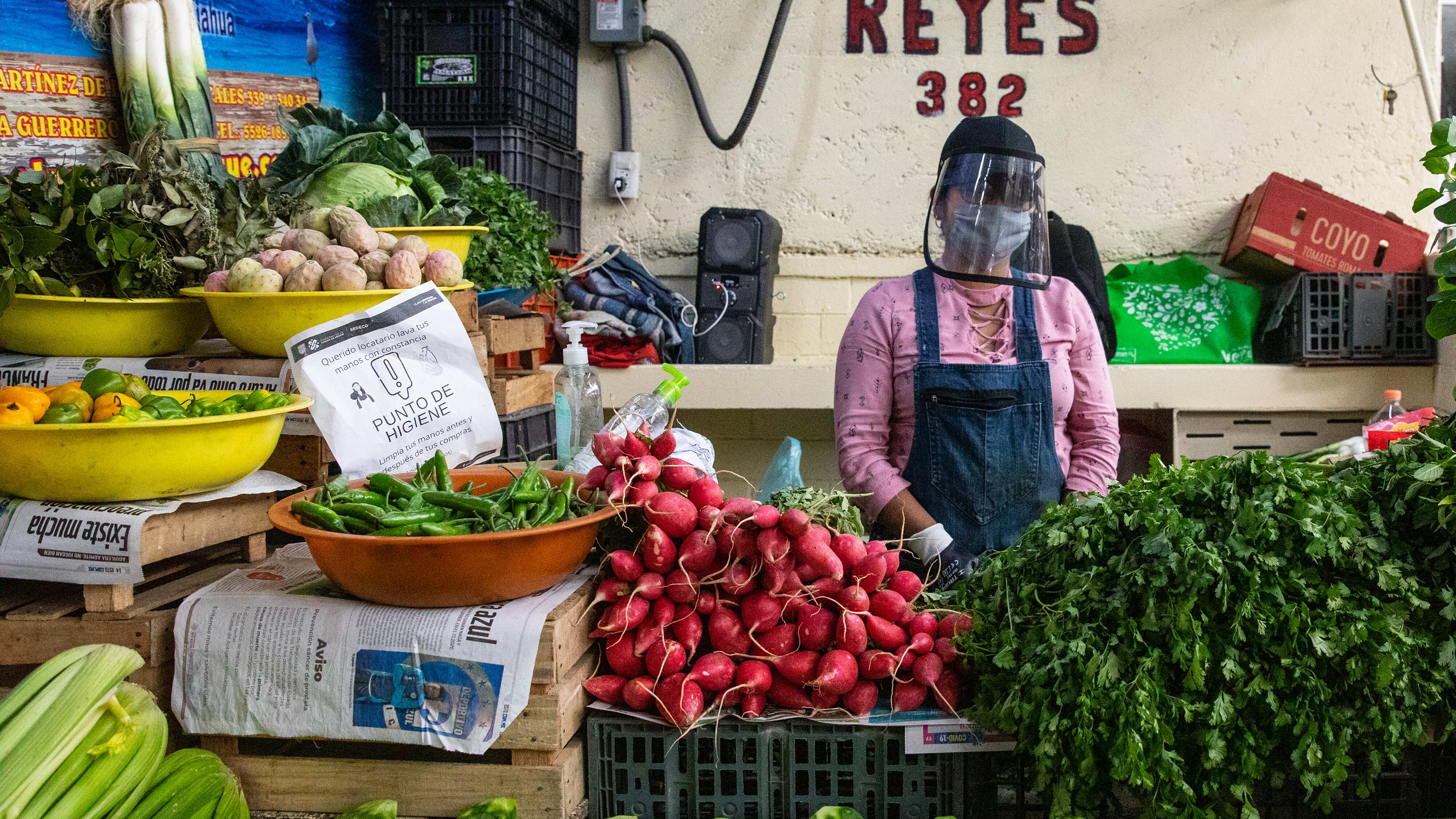 Sobrevivir a la inflación: El salario ya no alcanza para alimentar a las familias
