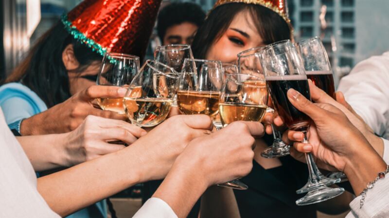 Guía para coctéles para hacer en fiestas decembrinas