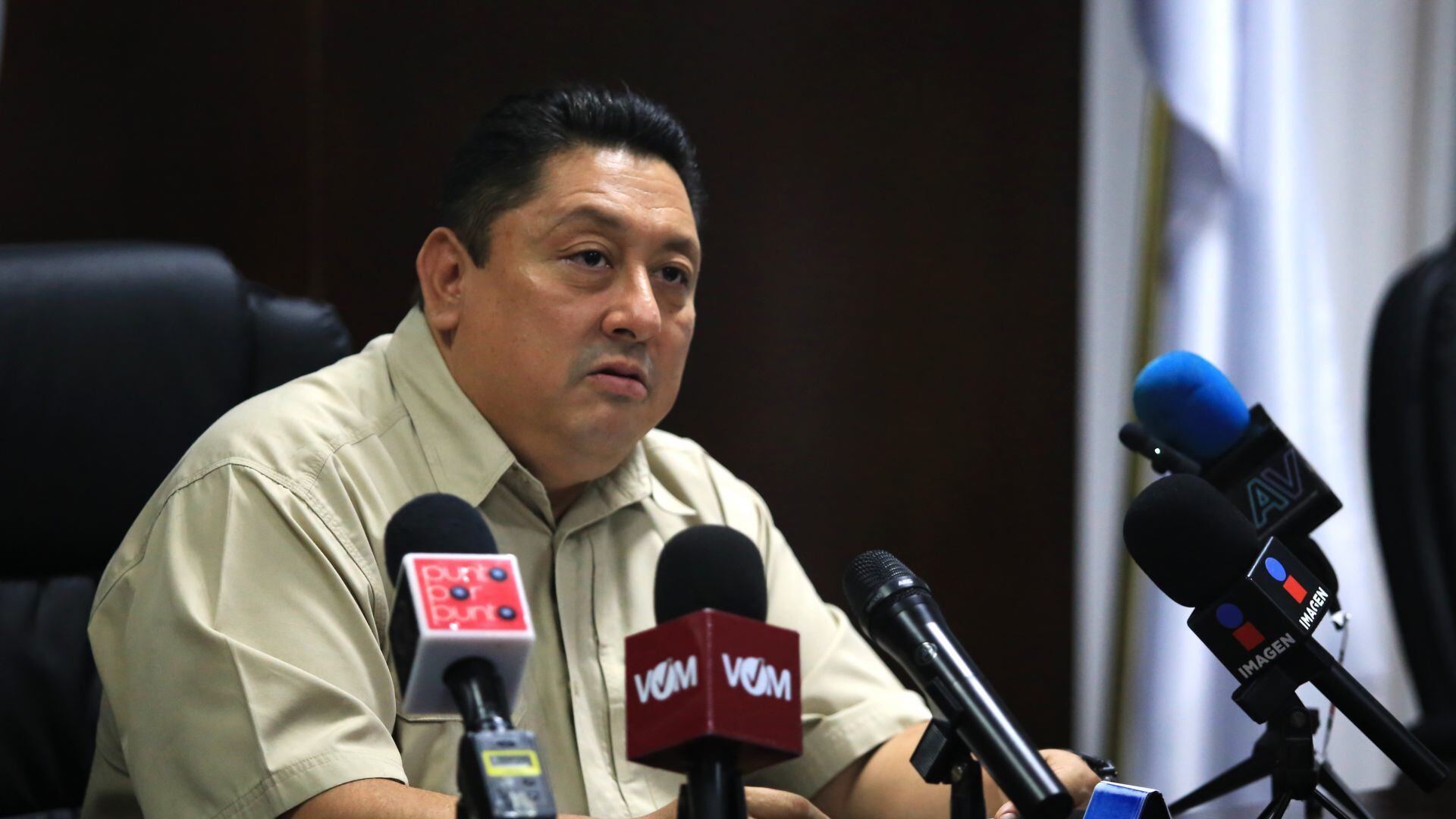 #PolíticaConfidencial la deudas del fiscal Uriel Carmona