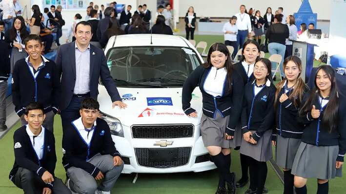 Conviertieron un auto de gasolina a uno totalmente eléctrico.