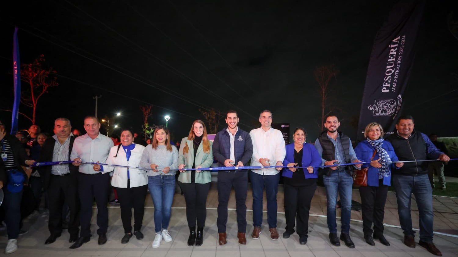 Lozano encabezó la ceremonia inaugural.