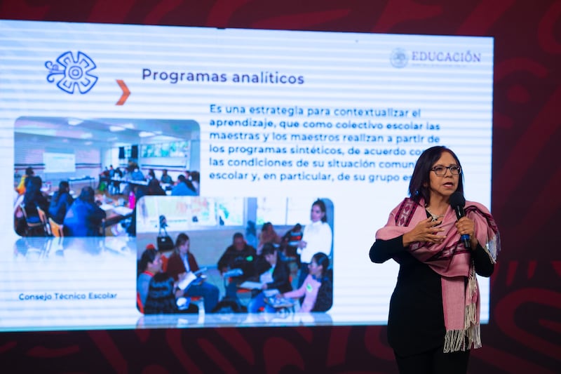 Secretaria de Educación explica los nuevos Libros de Texto Gratuito