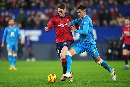 César Montes y su Almería vuelven a perder hundiéndose en la zona de descenso