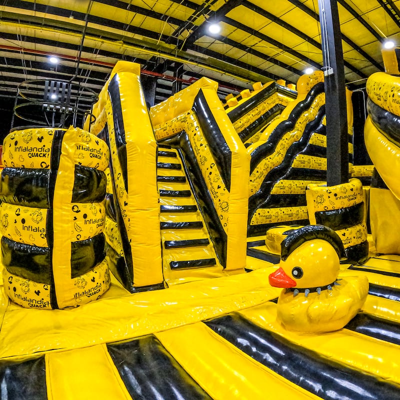 En este centro de entretenimiento, las personas encuentran una alternativa para mejorar el estado de ánimo y reforzar los vínculos sociales