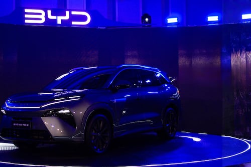 Explorar sin límites: BYD Atto 8 redefine el lujo inteligente y abre una nueva era