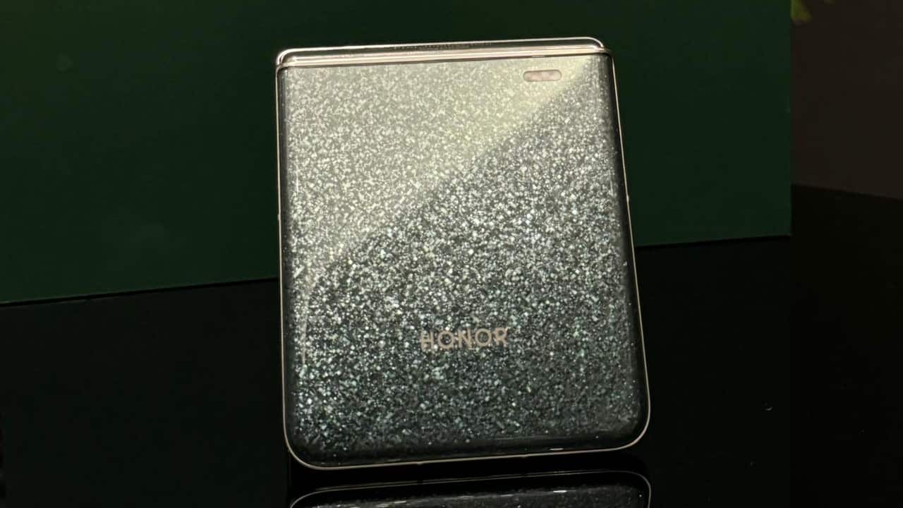 La edición especial del Honor Magic V Flip Jimmy Choo será una de las más preciadas desde este viernes aunque aún no hay fecha de salida para Latinoamérica