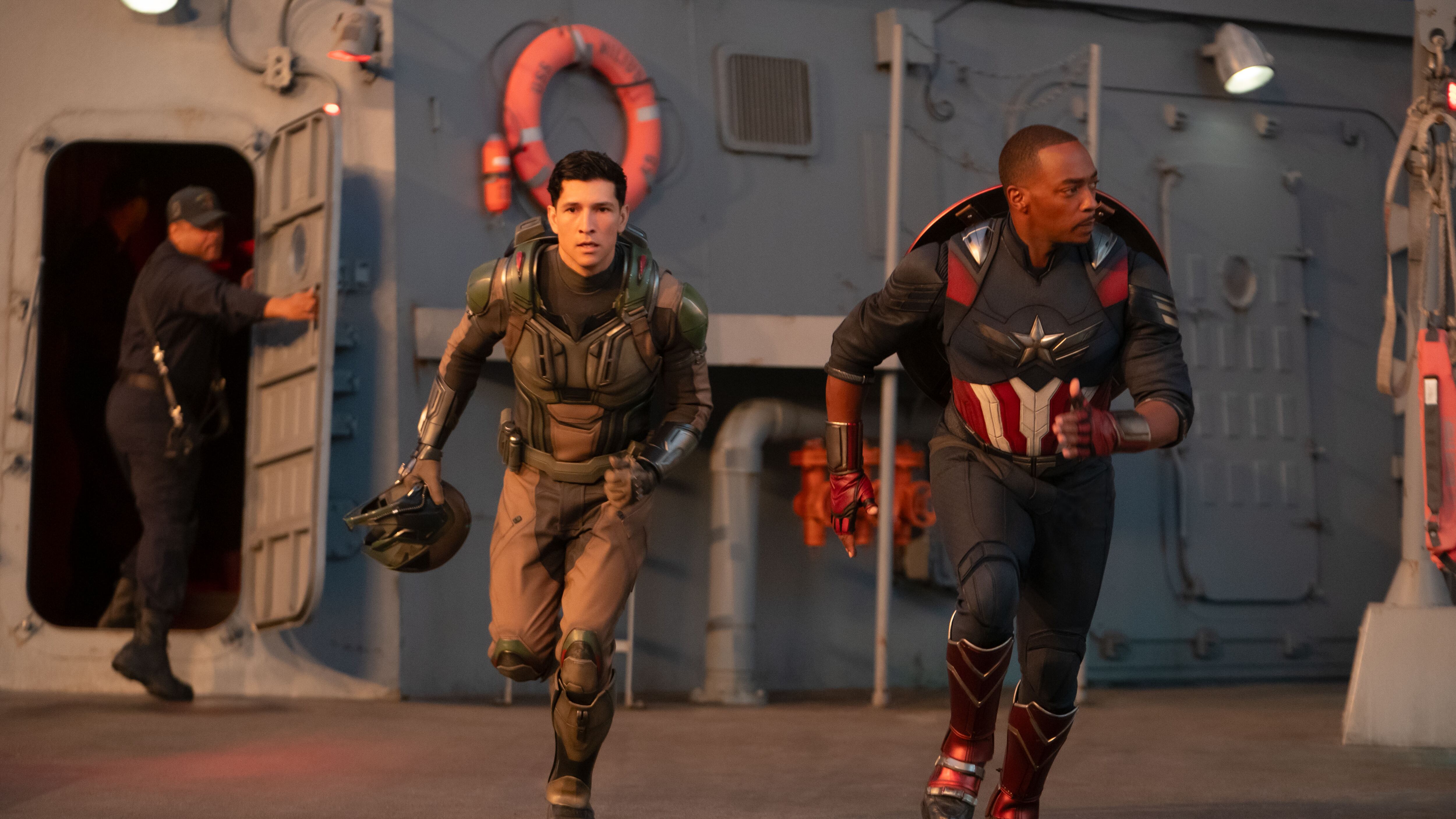 El actor llega como Joaquín Torres/Falcon