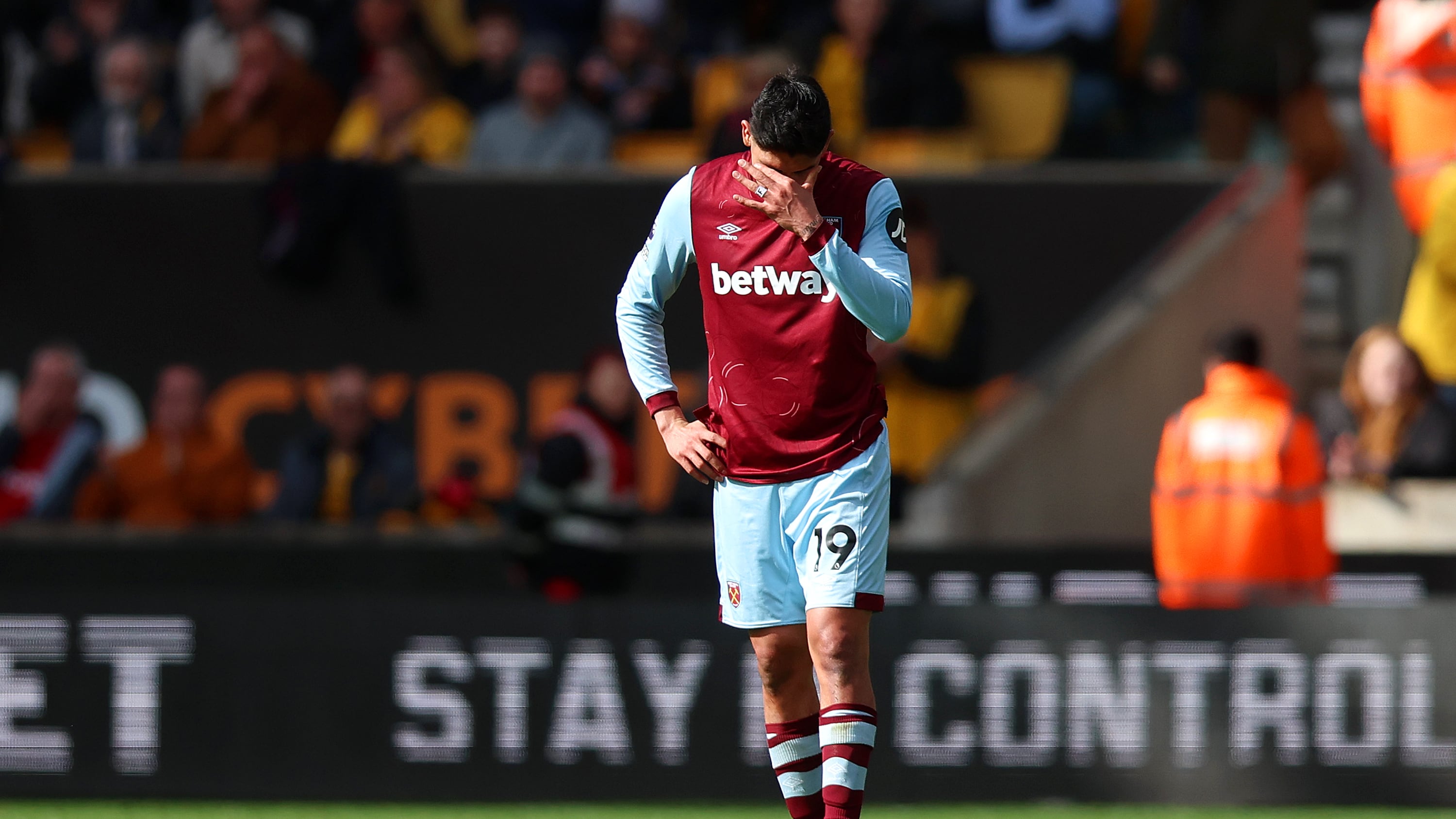 Edson Álvarez y el West Ham están fuera de la UEFA Europa League.