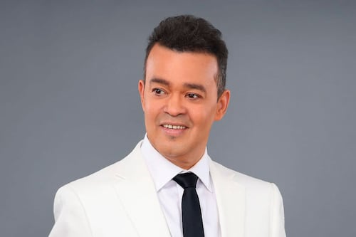 Fallece Alex Bueno cantante de merengue y bachata a los 62 años de edad