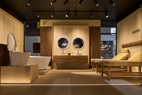 Interceramic cautiva en Obra Blanca con una experiencia sensorial