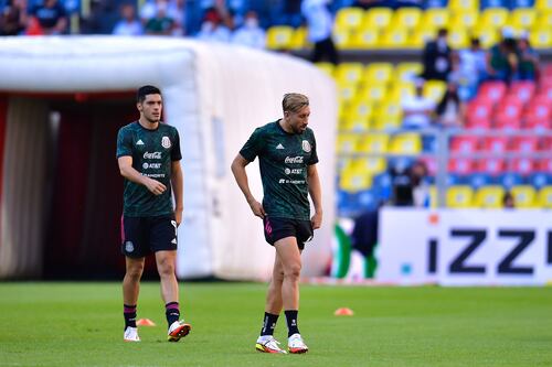 “Viven un gran momento”: Jimmy Lozano defiende polémicos llamados de HH y Jiménez