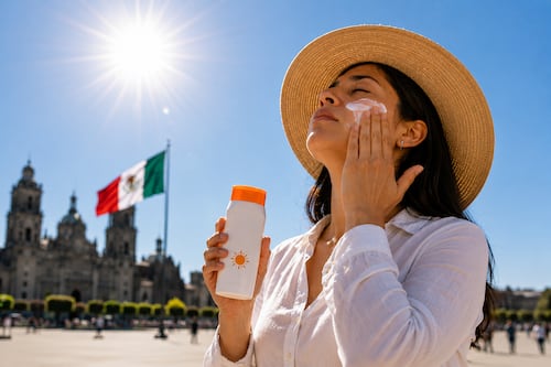 No solo sofoca el calor: rayos UV dañan el ADN y elevan riesgo de cáncer de piel en mexicanos