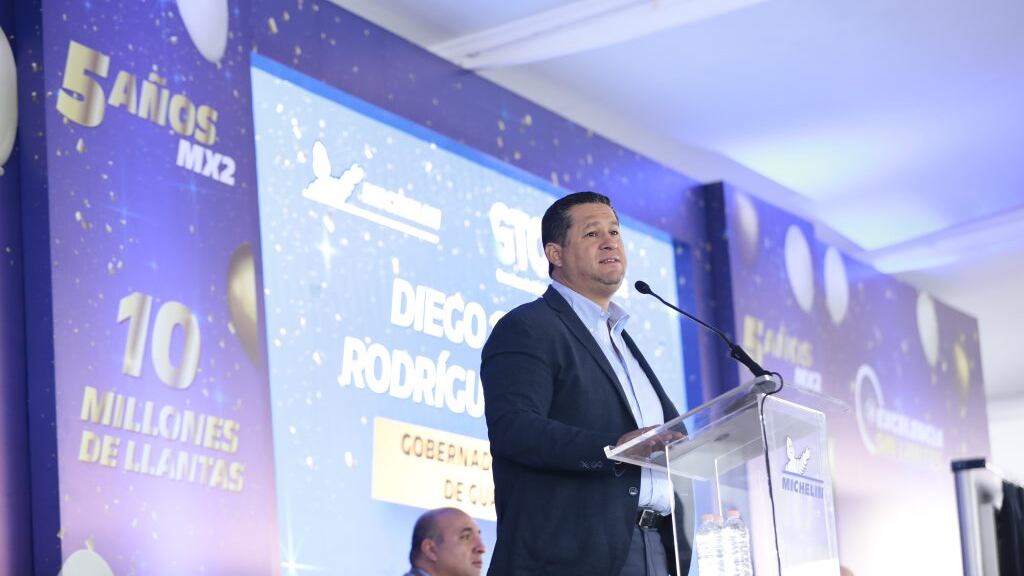 Festejaron con la producción de la llanta número 10 millones.