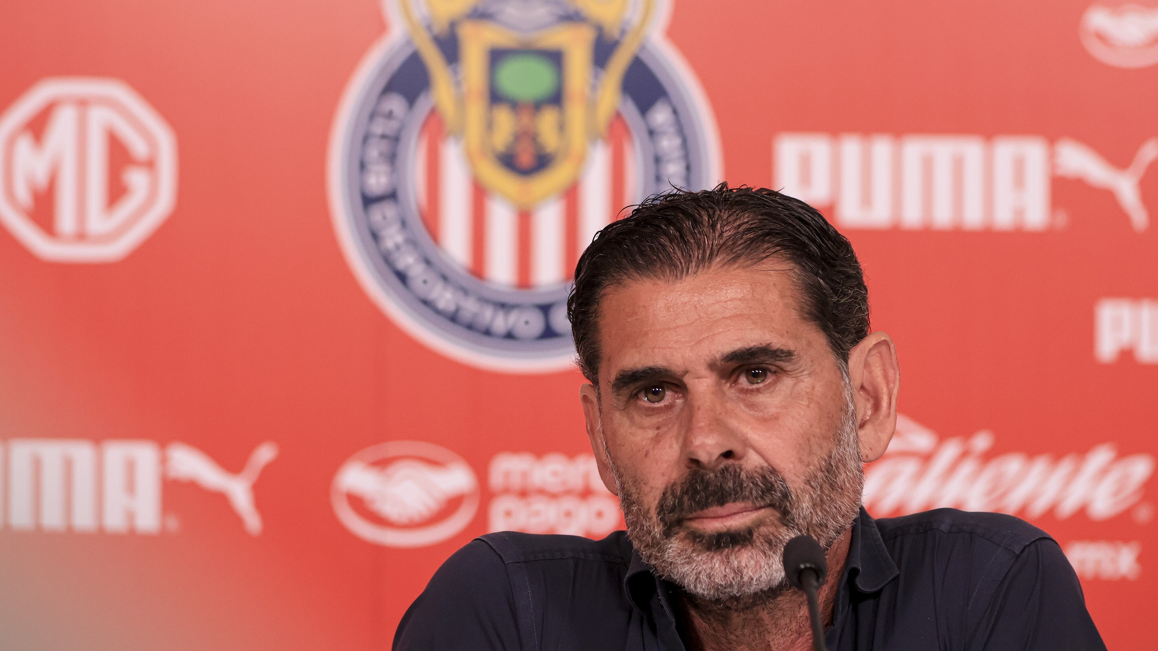 Fernando Hierro, actual director deportivo de Chivas