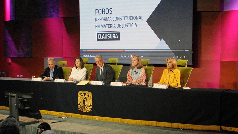 Participación de diversos especialistas